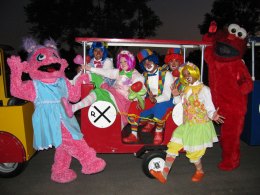 clown-group-train-ivon-1-1