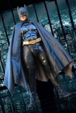 batman-grey-rich-1