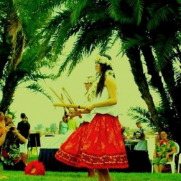 hawaiianstickdancers-1